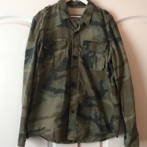 American Eagle (AE) Outfitters - Shirt